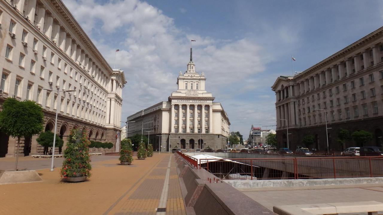Bright And Newly Refurbished Apartment Near Center Sofia Esterno foto