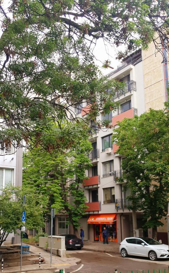 Bright And Newly Refurbished Apartment Near Center Sofia Esterno foto